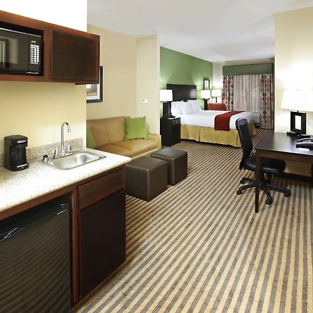 Holiday Inn Express & Suites Maumelle By Ihg Exterior foto